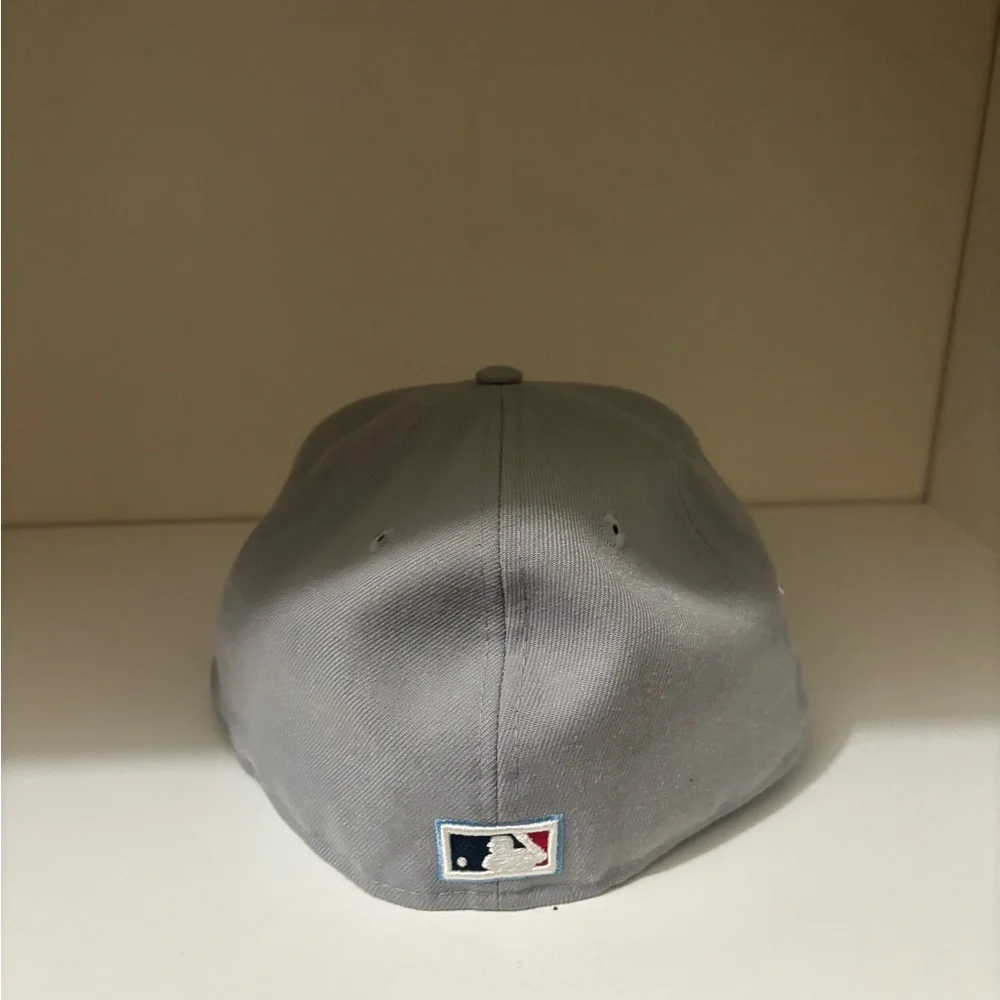 New Era Gray Cap - Picture 5 of 5